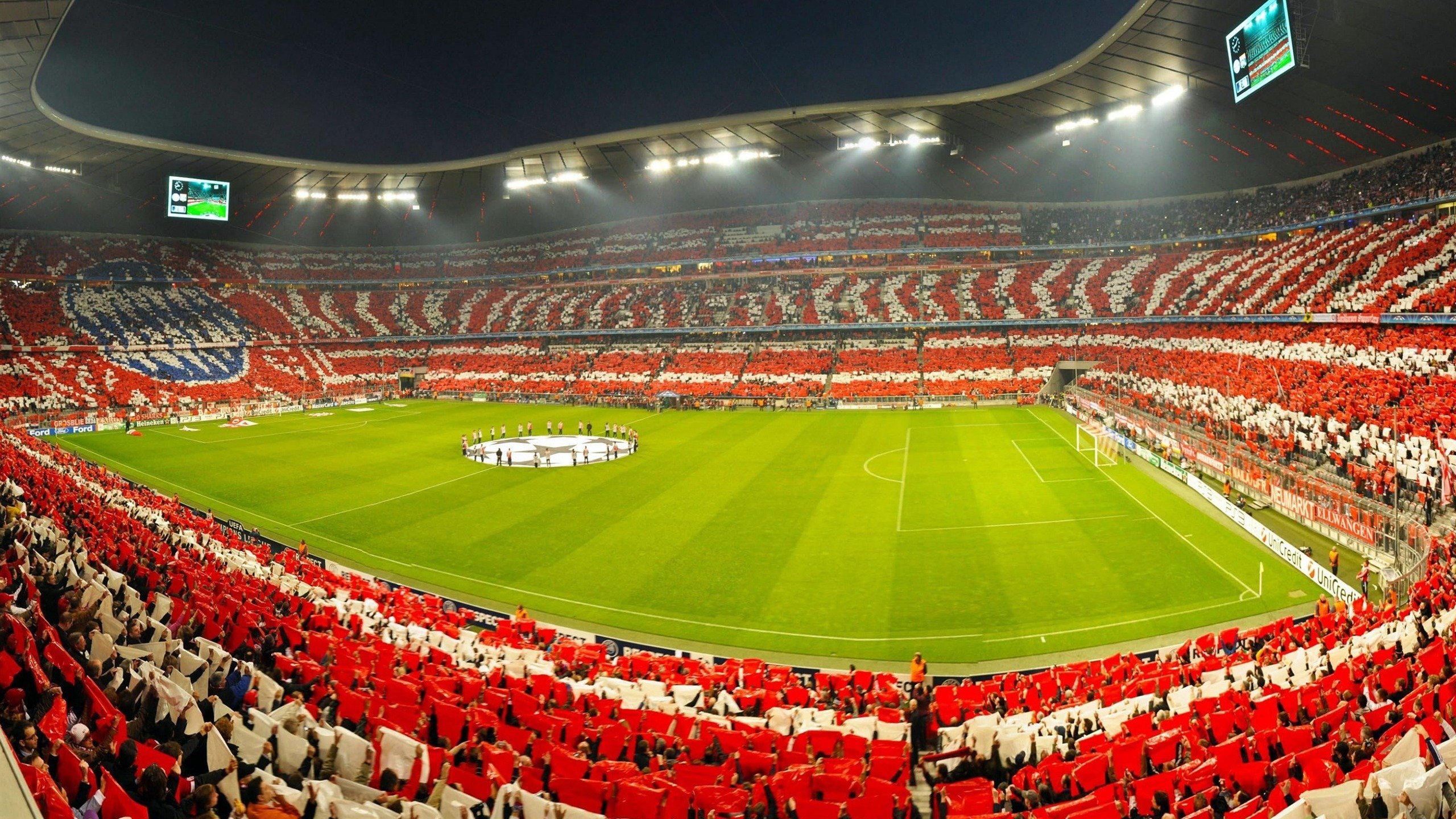 本泽马一剑封喉，曼城风暴全面压制黄色潜水艇