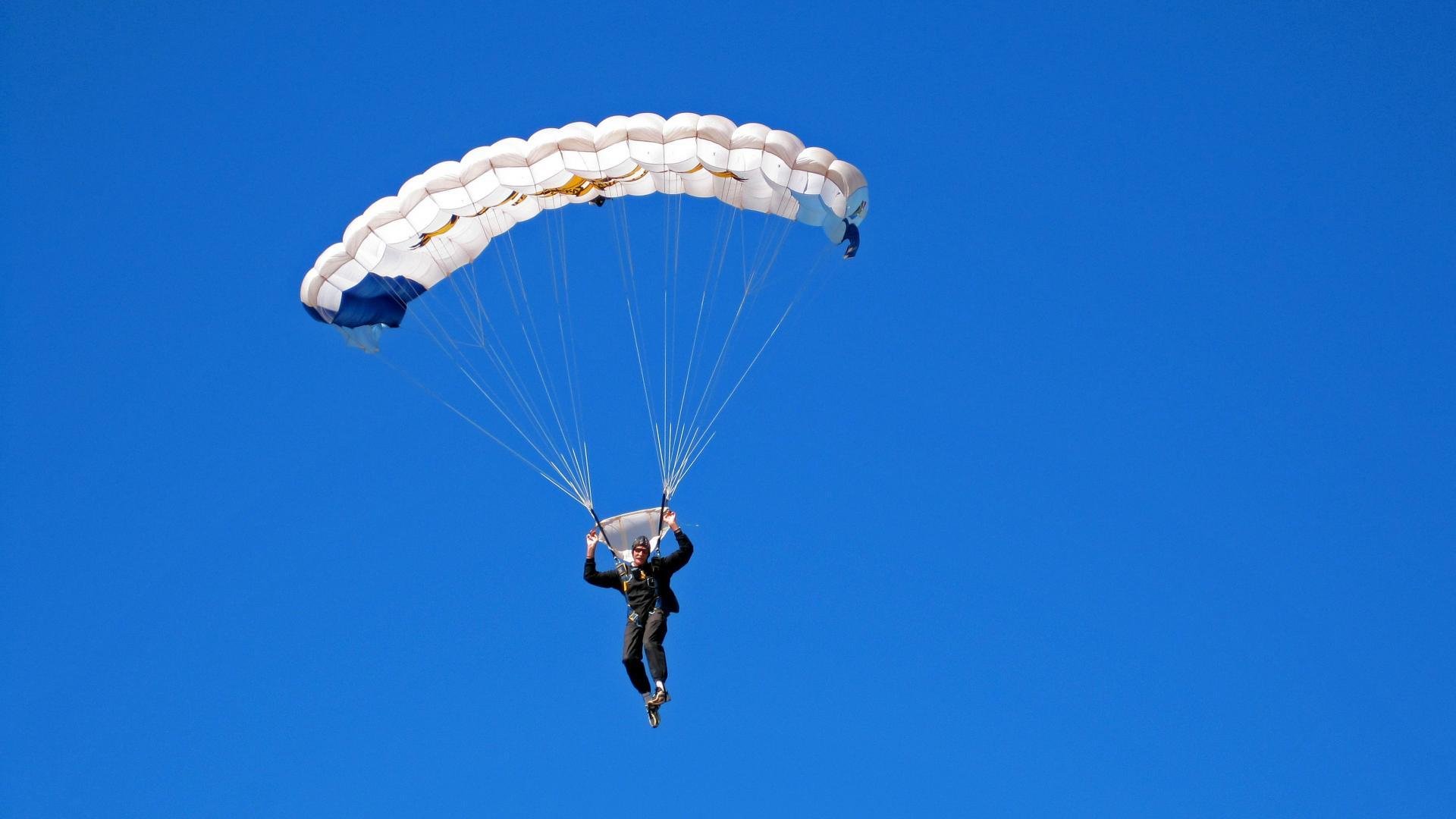 开云体育下载-年度焦点之战之夜，莫兰特展现巨星价值